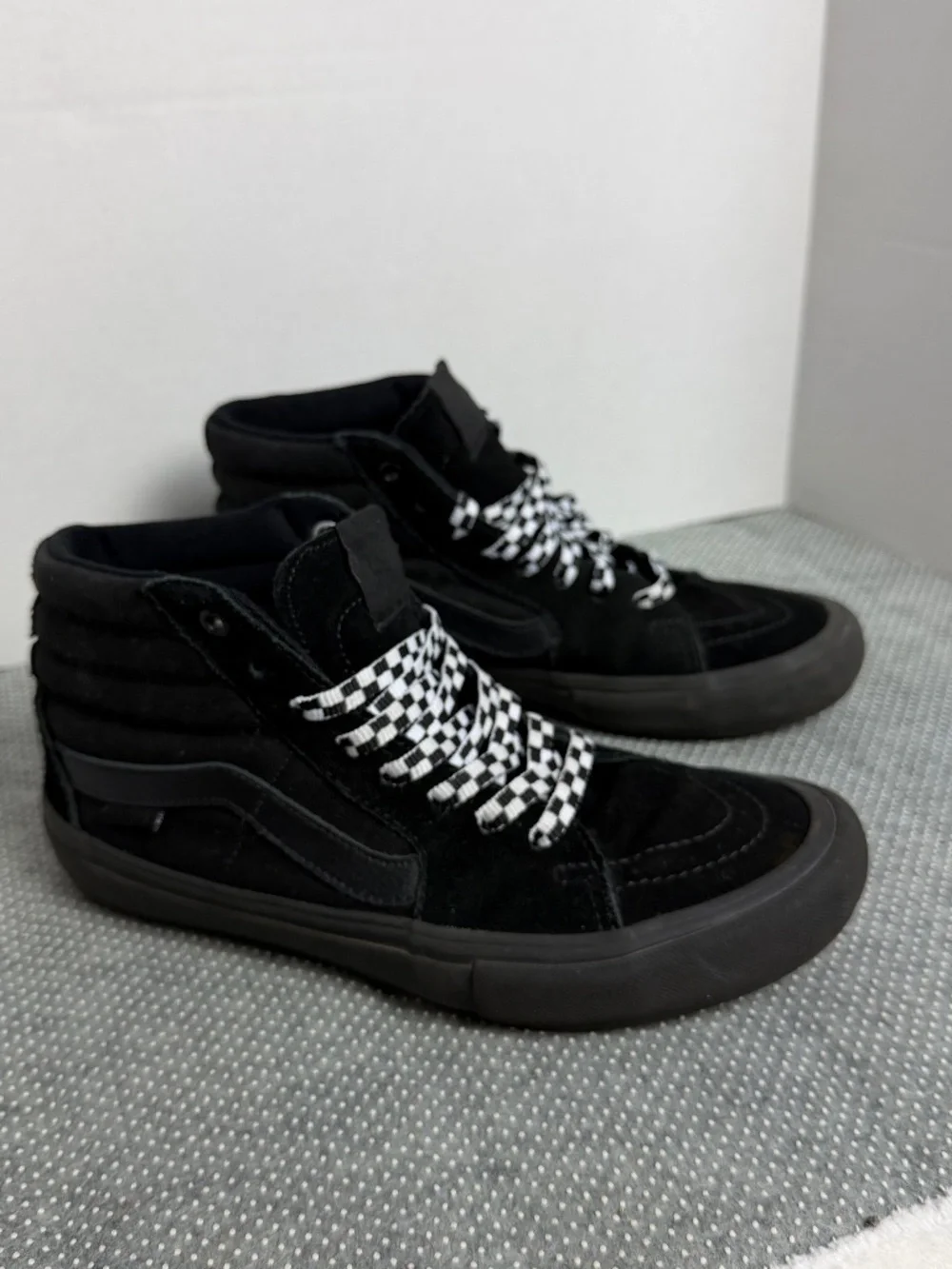 Vans Sk8-Hi Blackout Suede High Top Sneakers Checkerboard Laces Men's